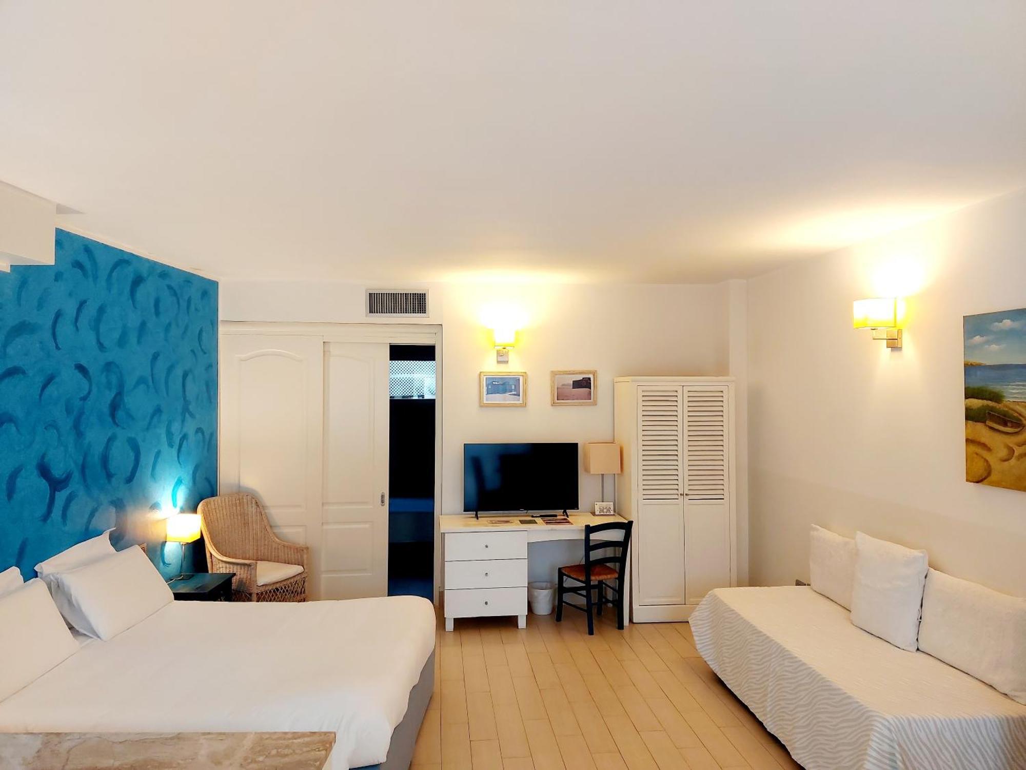 Hotel La Villa Del Mare Кальяри Экстерьер фото